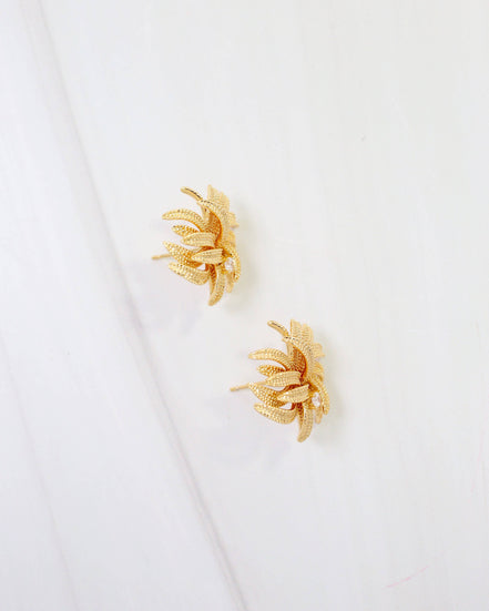 Newark Textured Cluster Earrings – Gold