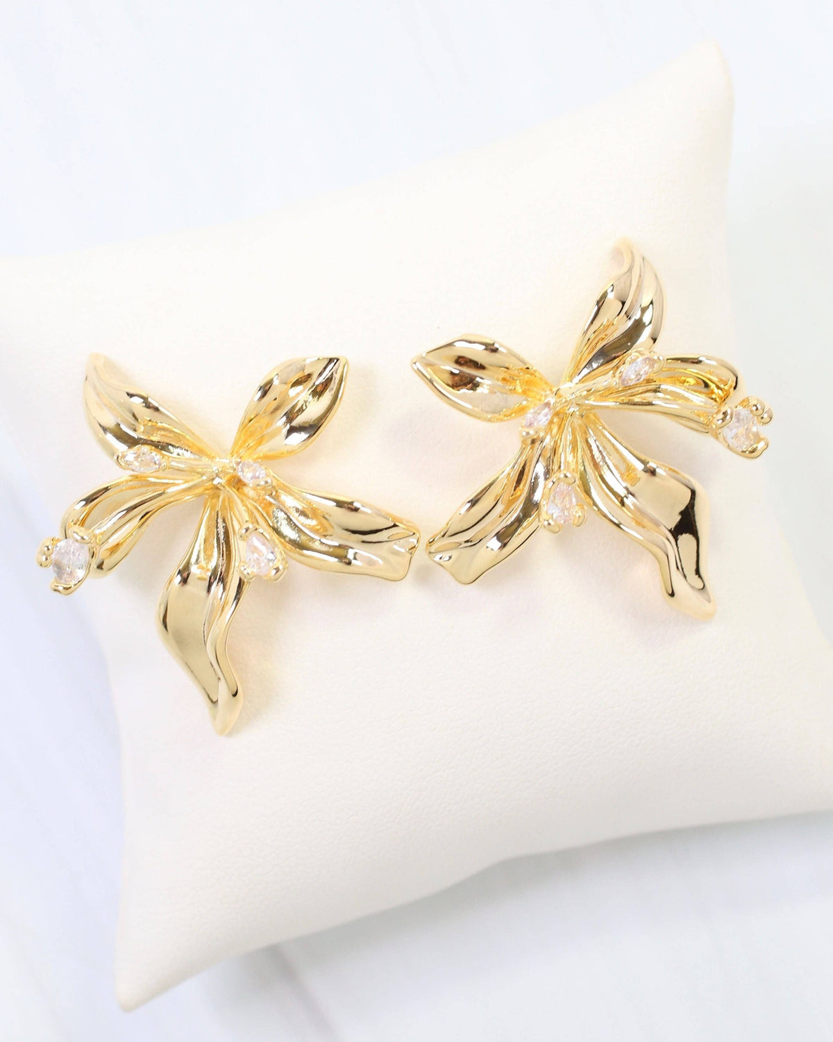 Millburn CZ Flower Earrings – Gold
