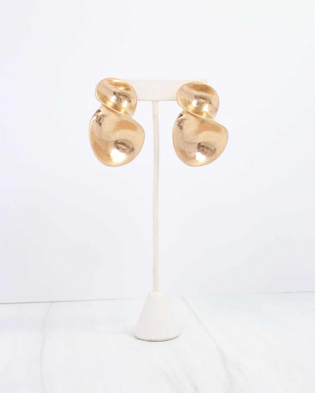 Twisted Drop Earrings – Gold